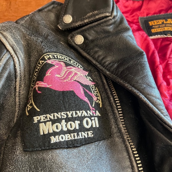 VINTAGE DISTRESSED LEATHER MOTORCYCLE RACING JACKET - Picture 3 of 9